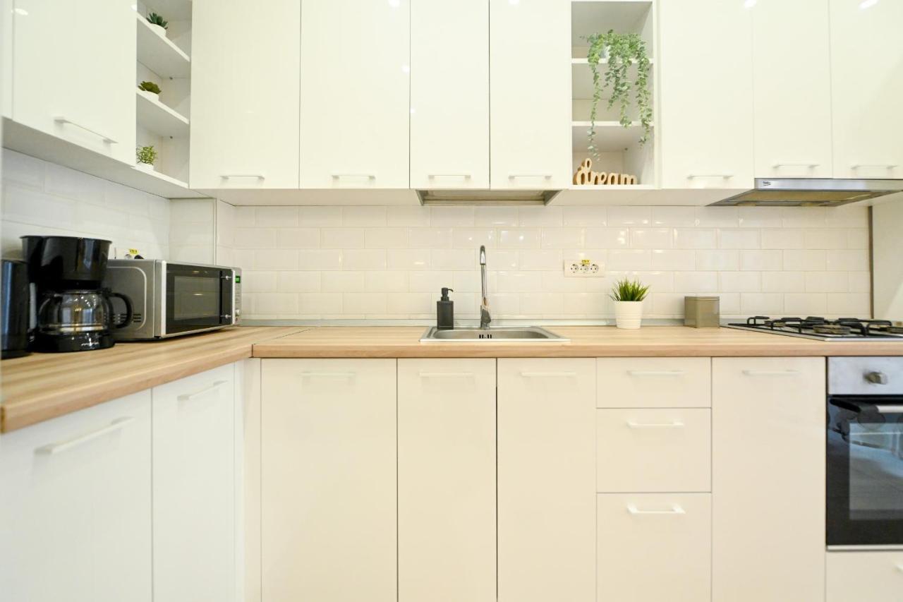 Splendid 2Br Apartment With Breathtaking Views Of Casa Poporului Bukurešť Exteriér fotografie