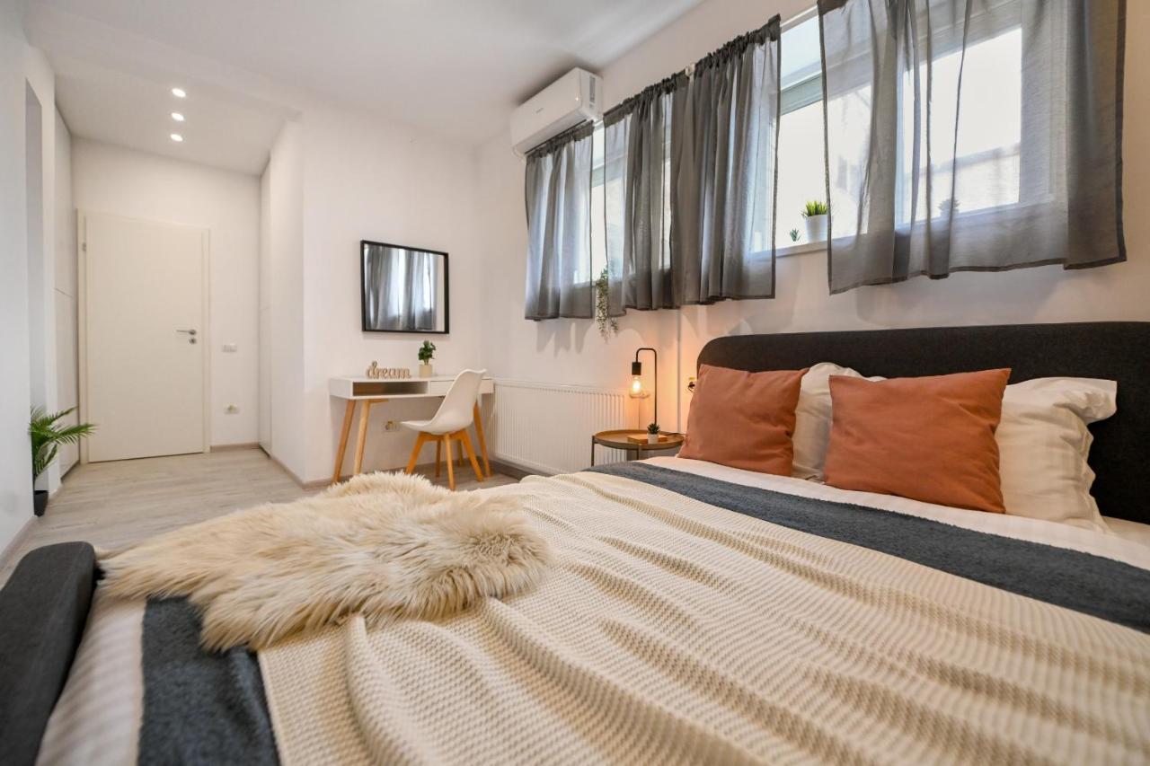 Splendid 2Br Apartment With Breathtaking Views Of Casa Poporului Bukurešť Exteriér fotografie