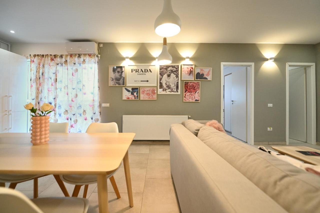 Splendid 2Br Apartment With Breathtaking Views Of Casa Poporului Bukurešť Exteriér fotografie